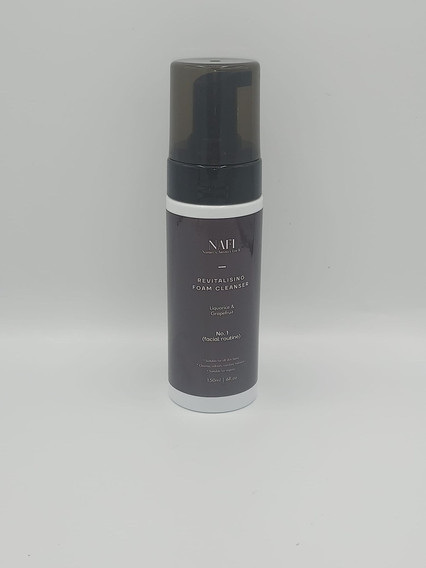 Revitalizing Foam Cleanser With Liquorice